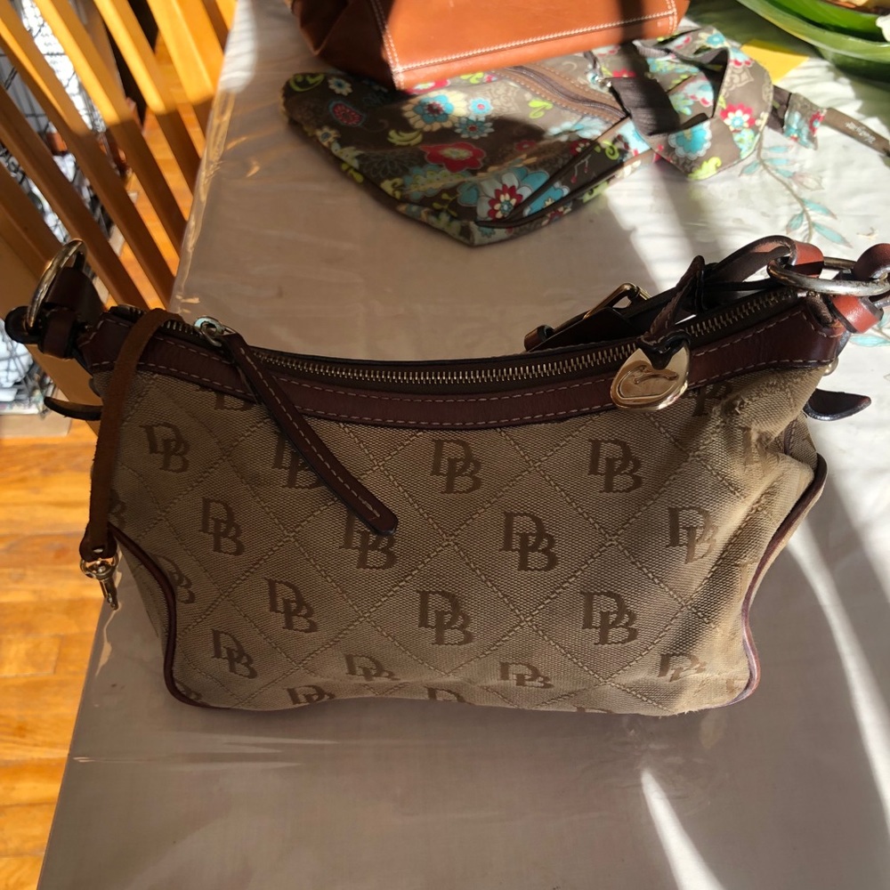 Small brown Dooney & Bourke bag